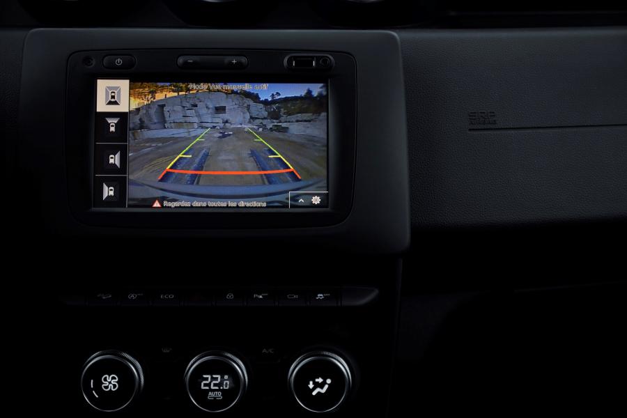 Детали интерьера Dacia Duster 2017 года  (WW) (фото 88 из 257)